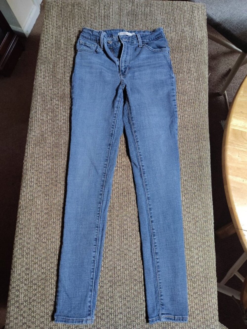 Levis 721 High Rise Skinny Womens Size: W-26 L-30